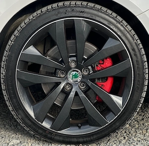 Skoda Fabia vRS 2013 Dsg 1.4 Tsi 133.350KM 180CP - imagine 9