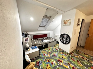 Apartament   mansarda de vanzare la curte comuna - imagine 6