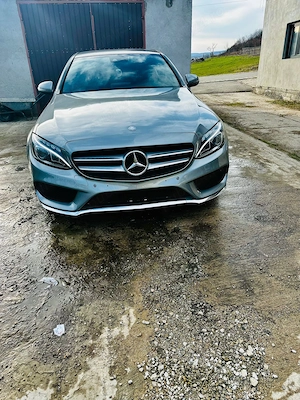 Vând Mercedes C class W205 an :2017 Țară de origine