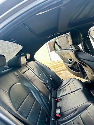 Vând Mercedes C class W205 an :2017 Țară de origine - imagine 3