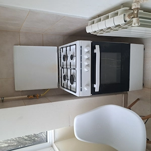 Inchiriez apartament 2 camere semidecomandat zona Eden - imagine 9