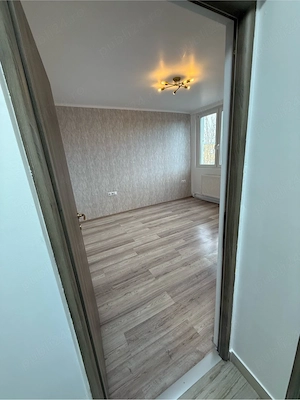 Apartament 3 camere  de vanzare - imagine 9