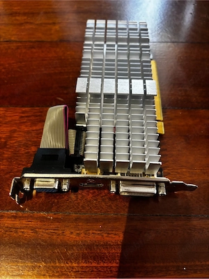 Placă video Gigabyte GT 730 2GB DDR3 (GV-N730SL)