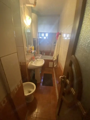Apartament 2 camere 42 mp langa Policlinica  Filiasi - imagine 9
