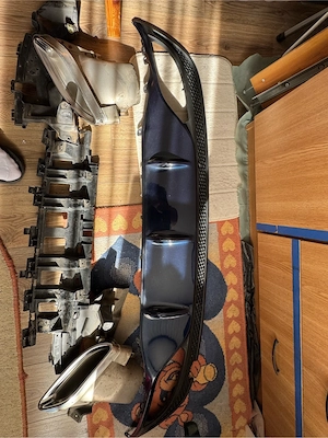 Difuzor spate + ornamente evacuare Mercedes C-Class W205