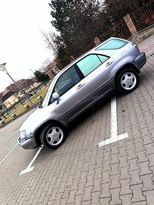 suv  4  4 lexus benzina 