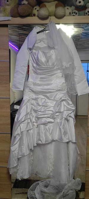 Vand rochie de mireasa