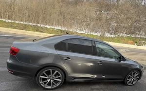 Vând jante originale VW aliaj PRETORIA ,R19 cu anvelope sport in stare bună ,8 J ET 49 - imagine 3