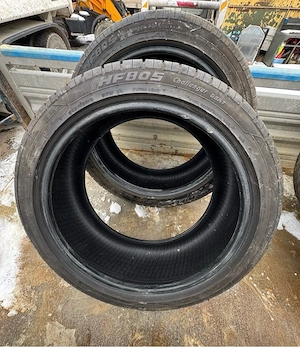 Vând 2 anvelope Hifly HF805 Challenger 