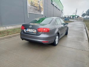 VÂND  Vw Jetta 1,6 tdi, An 2012 - imagine 4
