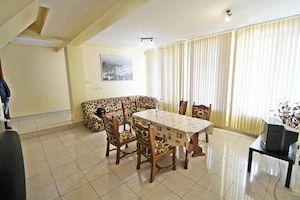 Vila 10 camere de inchiriat zona Stadion - imagine 2