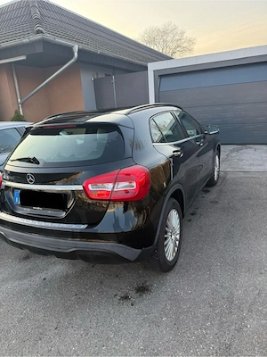 Mercedes Benz Gla 180 d - imagine 3