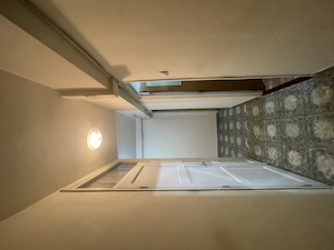 B-dul Traian, decomandat, balcon mare, BCA, izolat exterior,etaj 4 din 8, pret 78.000 euro - imagine 6