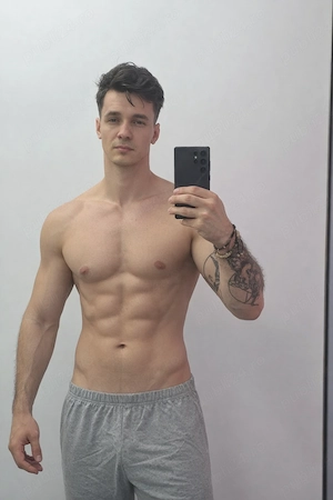 Tânăr pentru Doamne