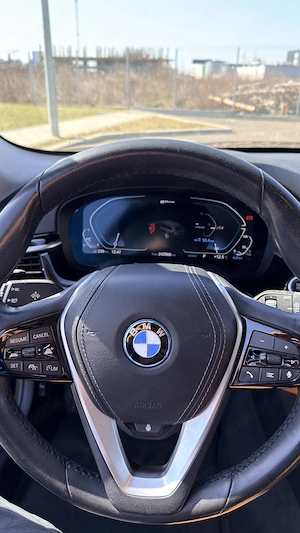 BMW Seria 5 530e xDrive Aut. - imagine 10