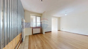 Spațiu comercial | str. Lunga 280 | 84 mp | Trafic pietonal | Vitrină - imagine 9