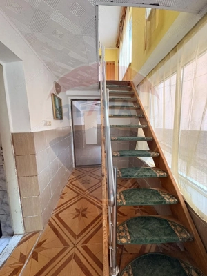 Casă cu curte generoasă și multiple posibilități – zona Moșnei - imagine 12