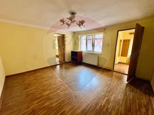 Casă cu curte generoasă și multiple posibilități – zona Moșnei - imagine 19