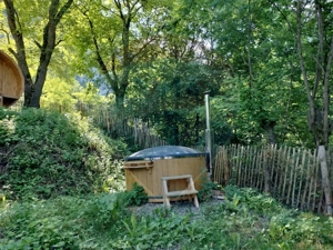 Casă de vacanță deosebită cu ciubăr si saună - natura si relaxare - imagine 2