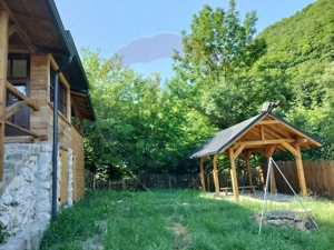 Casă de vacanță deosebită cu ciubăr si saună - natura si relaxare - imagine 7