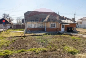 Casă cu teren generos la colț de intersecție - cartier Poiana - imagine 3