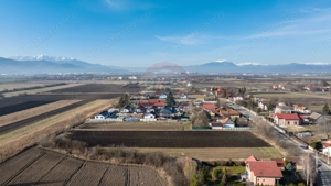 Teren intravilan 9.000 mp pentru dezvoltare rezidențială sau mixtă - imagine 12