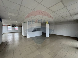 Spatiu comercial Rasnov | DN73 | CLINICA | SHOWROOM | MAGAZIN - imagine 9