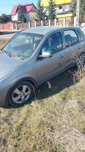 dezmembrez opel corsa c 1,2 benzină  - imagine 4