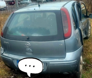 dezmembrez opel corsa c 1,2 benzină 
