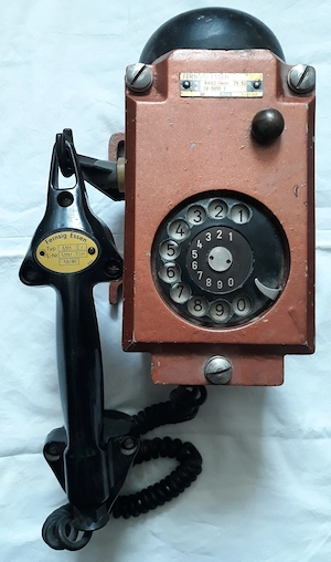 Telefon de colecție nu trimit în țară predare personal prefer în centru 