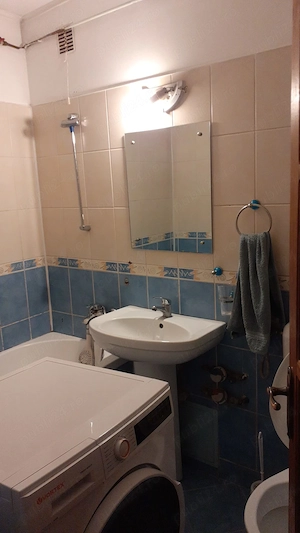 Inchiriez Garsoniera Ploiesti ( zona democratiei- sala doroftei)