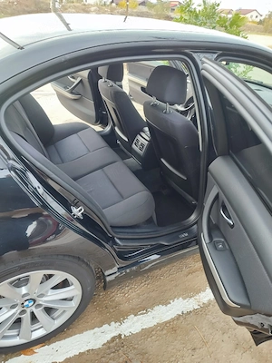 Bmw E90 318i 2.0  2011  - imagine 7