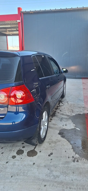 Golf 5 1.9 bkc stare impecabilă - imagine 2