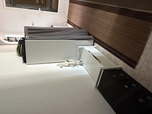 Apartament 2 camere ,spațios , luminos , vecini foarte buni - imagine 3