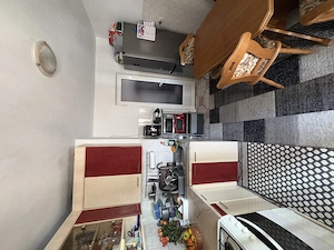 Apartament 2 camere ,spațios , luminos , vecini foarte buni - imagine 10