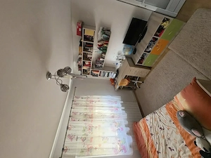 Apartament 2 camere ,spațios , luminos , vecini foarte buni