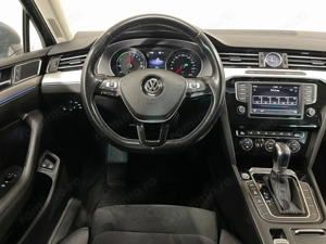 Volkswagen Passat - imagine 6