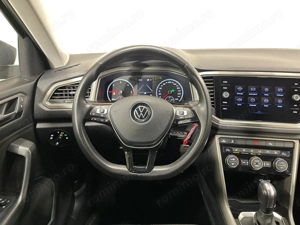 Volkswagen T-Roc - imagine 6