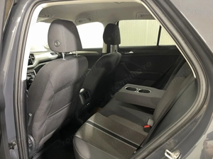 Volkswagen T-Roc - imagine 11