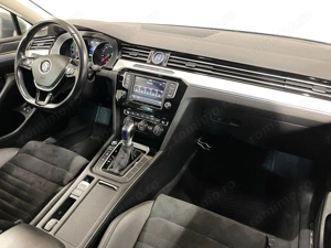 Volkswagen Passat - imagine 9