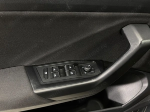 Volkswagen T-Roc - imagine 20