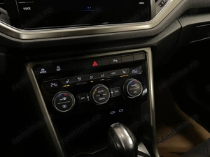 Volkswagen T-Roc - imagine 19