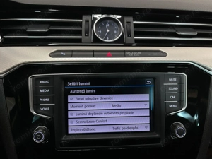 Volkswagen Passat - imagine 19