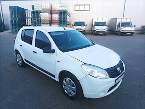 Dacia Sandero 12i 2009 cu ac avariata, parcurge orice distanta  - imagine 2