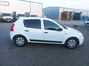 Dacia Sandero 12i 2009 cu ac avariata, parcurge orice distanta  - imagine 4