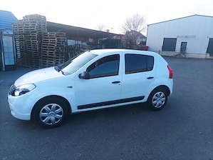 Dacia Sandero 12i 2009 cu ac avariata, parcurge orice distanta  - imagine 3