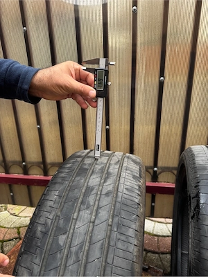 Cauciucuri Bridgeston 215/45/18 - imagine 2