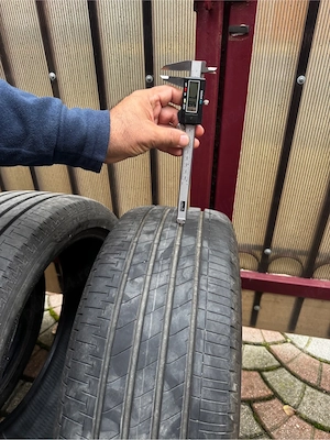 Cauciucuri Bridgeston 215/45/18 - imagine 4