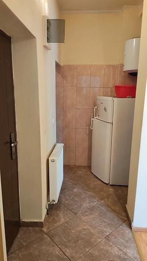 Apartament 2 camere de vânzare   poziție excelentă, aproape de centru - imagine 2