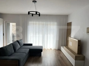 Apartament modern, 50 mp, parcare, balcon, zona Teilor